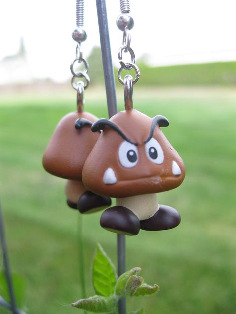 Mario Clay, Mario Earrings, Crea Fimo, Jumping Clay, Geeky Craft, Polymer Clay Figures, Clay Animals, Fimo Clay, Clay Figures