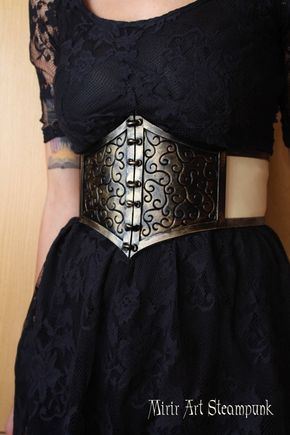 gothic/ steampunk waist belt / underbust corset. armor like, fake metal. steampunk, fantasy, gothic, post apocalyptic costume Metal Corset, Belts For Dresses, Steampunk Belt, Moda Steampunk, Belt Corset, Post Apocalyptic Costume, Steampunk Corset, Waist Belts, Plus Size Corset