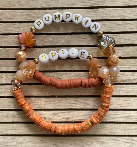 Seasonal Bracelets, Bracelets Fall, Bedroom Decor Inspirations, Make Clay Beads, Home Decor Ideas Bedroom, Heishi Bracelets, Blessing Beads, Heishi Bracelet, Autumn Jewelry