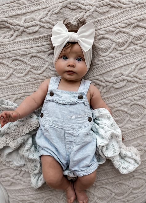 Infant Girl Summer Outfits, 6 Month Old Summer Outfits, Baby Outfits Girl Aesthetic, 3 Month Old Girl Outfits, Trendy Baby Girl Outfits, Newborn Girl Summer Outfits, Baby Girl Outfit Inspiration, Summer Outfits Babygirl, Spring Baby Girl Outfits