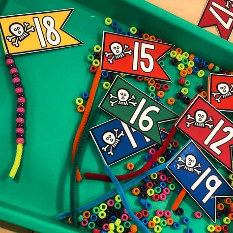 Jackie Kops on Instagram: “Counting beads to make pirate flags is math, eye hand coordination, and fine motor work all in one! To differentiate this activity I had…” Pirate Dramatic Play Preschool, Pirate Dramatic Play, Ocean Centers, Pirate Maths Activities, Pirate Activities Preschool, Pirate Maths, Pirate Theme Classroom, Pirate Preschool, Pirate Unit