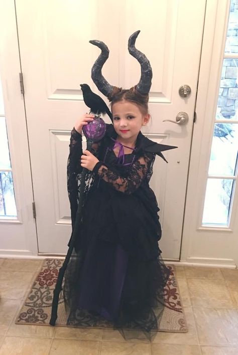 Girls Maleficent Costume, Malifisenta Costume, Maleficent Costume Girls, Mad Hatter Diy Costume, Maleficent Costume Diy, Maleficent Costume Kids, Maleficent Halloween Costume, Maleficent Halloween, Halloween Costume Toddler Girl