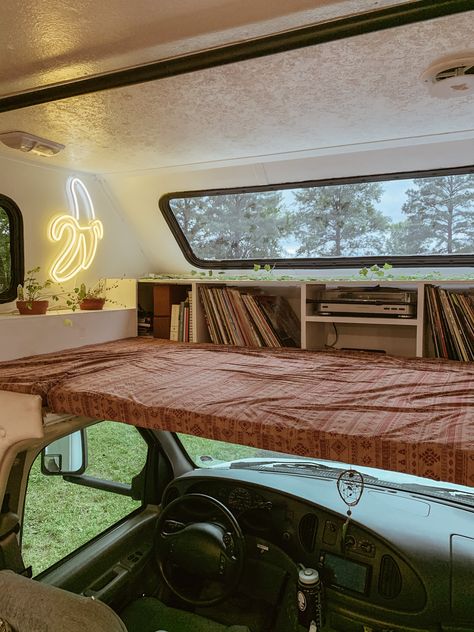 Class C Rv Remodel, Motorhome Remodel, Camping Couple, Motorhome Interior, People Moving, Rv Interior Remodel, Camper Trailer Remodel, Bus Living, Kombi Home