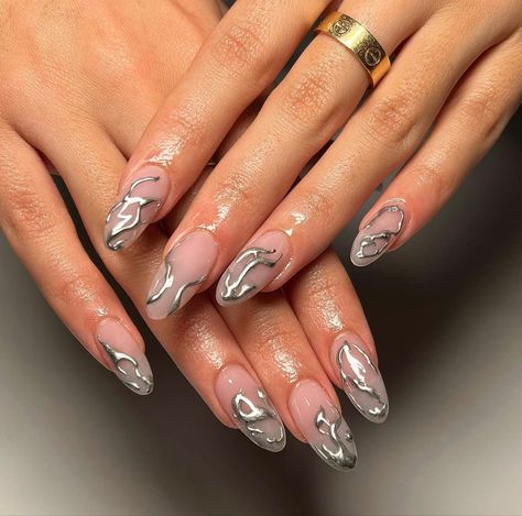 Liquid Silver Nails, Molten Silver Nails, Melting Metal Nails, Melted Chrome Nails, Molten Metal Chrome Nails, Molten Gold Nails, Alien Chrome Nails, Molten Chrome Nails, Melted Metal Nails