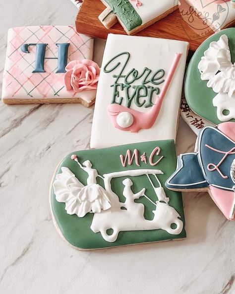 Golf Wedding Cookies, Golf Themed Bridal Shower Ideas, Golf Theme Bridal Shower Ideas, Bachelor Party Cookies, Couples Shower Themes, Golf Cupcakes, Golf Cookies, Wedding Cookies Decorated, Moh Duties