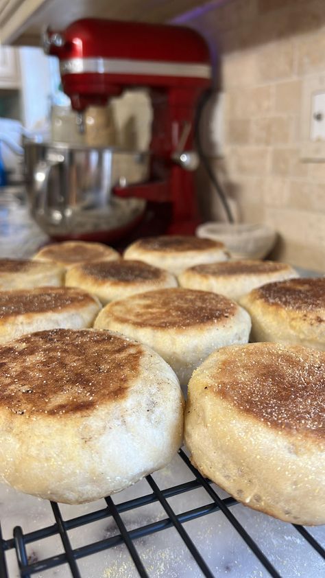 Sourdough English Muffin Recipe, Easy Sourdough Bread Recipe, Sourdough English Muffins, English Muffin Recipes, Sourdough Pancakes, English Muffins, Sourdough Bread Recipe, Cinnamon Raisin, Starters Recipes