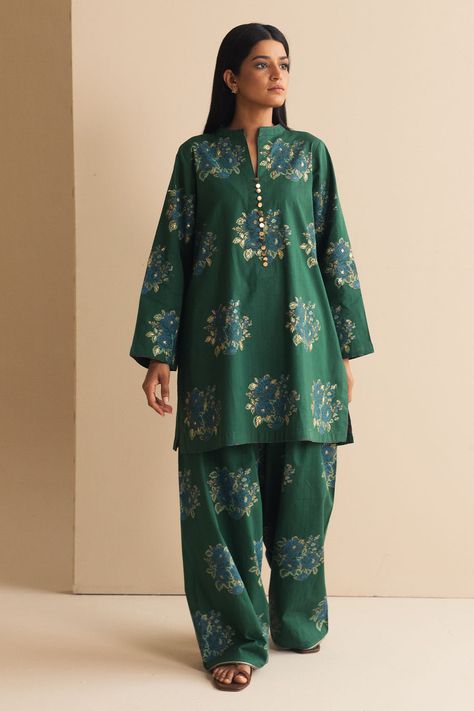 Zara Shahjahan ZHC-060 Hand Crafted Vol II 2024 Dress Design Pakistani, Printed Kurti Designs, Cotton Suit Designs, Block Print Pattern, Zara Shahjahan, Simple Dress Casual, Floral Block Print, Kameez Designs, Pakistani Fashion Casual