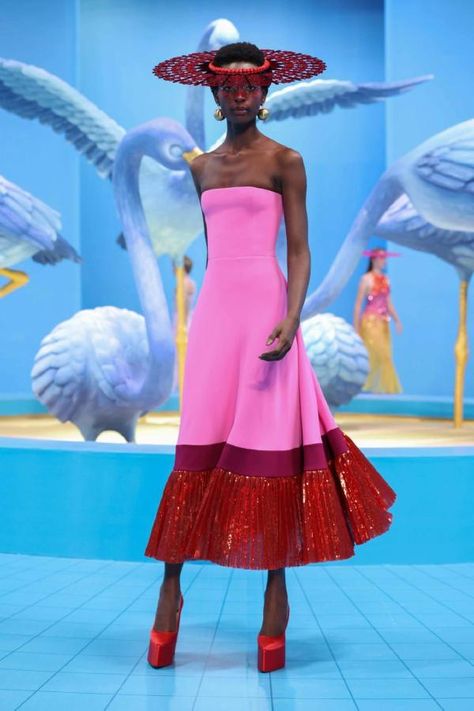 Georges Hobeika Spring Summer 2023 Fashion Show Rtw 2023 Spring Summer, Ready To Wear 2023, Beaded Swimwear, جورج حبيقة, Spring Summer 2023 Fashion, Spring Summer 23, Fox Socks, Fashionable Nails, Nails Fashion