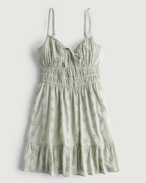 Discover great products at the best prices at Dealmoon. Hollister Channeled Mini Dress. Price:$44.96 at Hollister Extra Dresses, Hollister Clothes, Hollister Dress, Hollister Dresses, Hogwarts Dr, Dream Outfits, Skirt With Pockets, Skirts With Pockets, Tiered Skirt