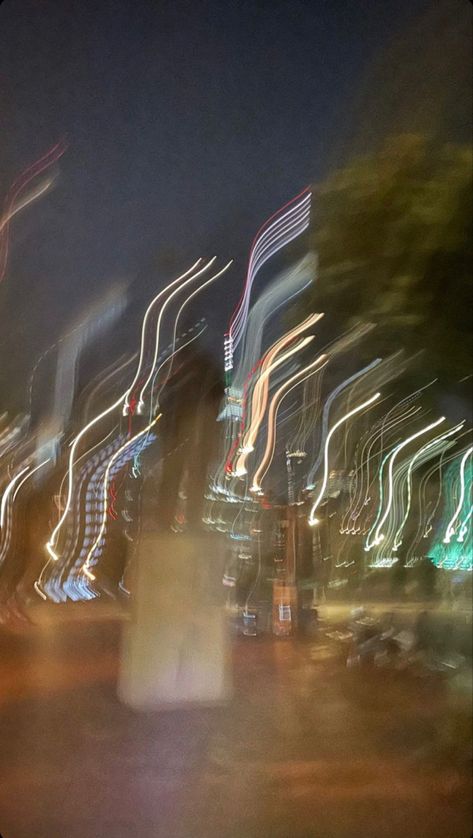 Blurry Lights, Tumblr Iphone Wallpaper, Blurry Pictures, Aesthetic Goth, City Pictures, Night Driving, Night City, Night Aesthetic, Aesthetic Photo