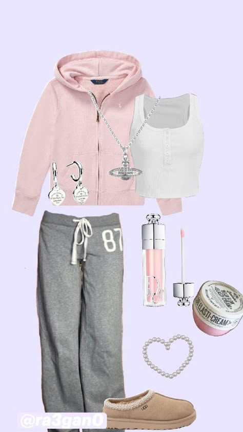 soft pink outfit 😘 Y2k Lounge Outfits, Pink Comfy Clothes, Light Pink And Grey Outfit, Basic Pink Outfit, Pink And Gray Outfit, Pink Relaxed Fit T-shirt Y2k Style, Pink Shirt Outfits, Grey And Pink Outfit, Sporty Pink Tops With Cozy Fit