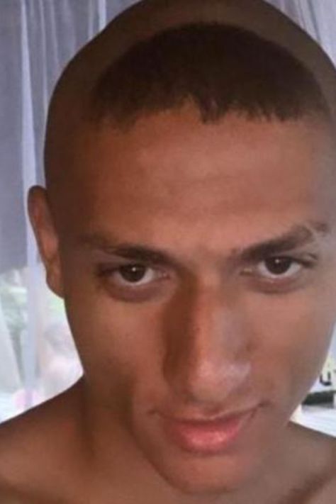 Top 4 R9 Haircut Ideas To Look Like Ronaldo In 2023 Ronaldo Haircut, Bet Football, Ayyy Lmao, Soccer Guys, Snapchat Funny, Football Memes, Football Funny, Fandom Funny, كريستيانو رونالدو