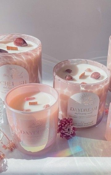 Homemade Scented Candles, Aesthetic Candles, Cute Candles, Candle Aesthetic, Candle Craft, Candle Packaging, Crystal Candle, Candle Business, Candle Inspiration