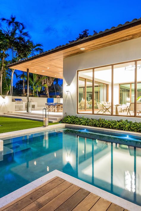 Step across the koi pond in the entryway of Villa Maya and discover a Bali-style oasis in the heart of Miami Shores. #Travel #Lifestyle #Home #Design #Architecture Miami Shores Homes, Oasis House, Home Design Architecture, Billionaire Homes, Luxury Miami, Miami Open, Luxxu Modern Design Living, Miami Vacation, Open Concept Home