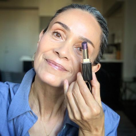 Makeup For 50 Year Old, Makeup For 60 Year Old, Makeup For Over 60, Plus Size Women Fashion, Aging Makeup, How To Wear Makeup, Makeup Over 50, Makeup Tips For Older Women, Makeup For Older Women