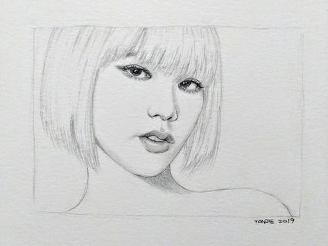 Jisoo Blackpink Drawing, Jisoo Lips, Easy Drawing Sketches, Cool Drawings Easy, Easy Cool Drawings, Blackpink Profile, Blackpink Drawing, Drawing Gif, Blackpink Art