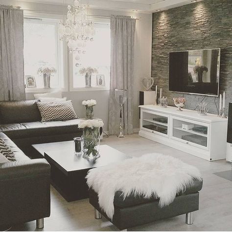 Home Decor Inspiration sur Instagram : Black and white, always a classic. Thank you for the tag @kat-jas Interior Design Per La Casa, Style Deco, Design Del Prodotto, Cool Ideas, Living Room Makeover, Small Living Rooms, Small Living Room, Design Case, Living Room Inspiration