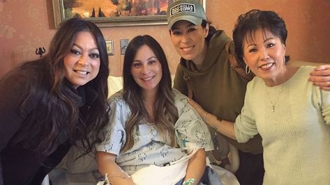 Joanna Gaines' sister Mary Kay McCall's baby was born on Jan. 4, just ays after Joanna announced her fifth pregnancy. See the pics! Joanna Gaines Sisters, Joanna Gaines Baby, Joanna Gaines Instagram, Jo Gaines, Magnolia Farms Fixer Upper, Joanne Gaines, Joanna Gaines House, Fixer Upper Joanna, Joanna Gaines Decor