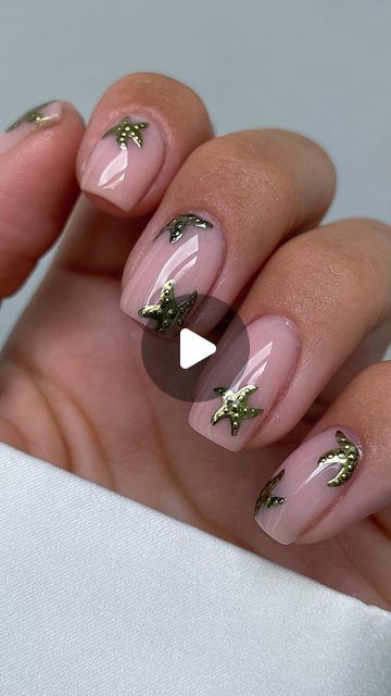 Gold Starfish Nails, Starfish Nails, Fish Nails, Classic Nails, Bright Nails, Gold Chrome, July Nails, Nail Pro, Beach Nails