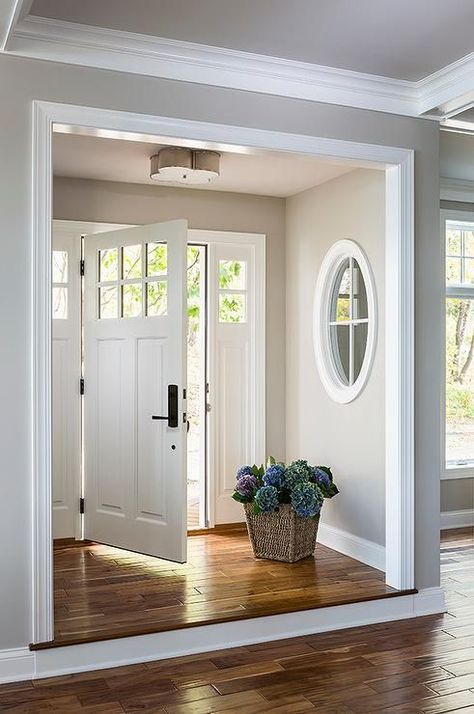 Friday Favorites – Black Doors Entry Door Colors, Entry Door With Sidelights, Unique Front Doors, Best Front Doors, Door Colors, Farmhouse Front Door, House Door, Front Door Entrance, Door Inspiration