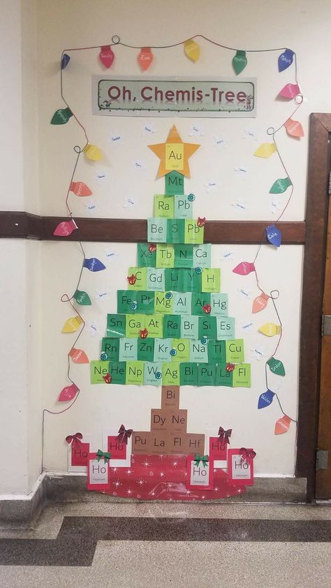 Chemistry Christmas Tree, Christmas Chemistry Decoration, Chemistry Christmas Decorations, Chemistry Decorations, Laboratory Christmas, Science Chart, Door Decorations Classroom Christmas, Science Room, Christmas Classroom Door