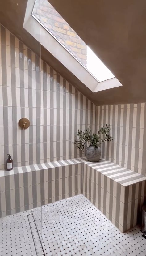 Long Rectangle Bathroom Layout, Cr Tiles Small Bathrooms, Modern Cream Bathroom, Rectangle Bathroom Layout, Bathroom Stripes, Cabin Style Homes, Rectangle Bathroom, Cream Bathroom, Loft Bathroom