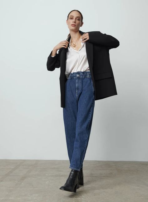 Zara Z1975 Baggy Paperbag Jeans Baggy Paperbag Jeans Outfit, Paperbag Jeans Outfit, Baggy Paperbag Jeans, Paperbag Jeans, Belted Denim Dress, Paper Bag Jeans, Zara Spring, Denim Waistcoat, Bag Jeans