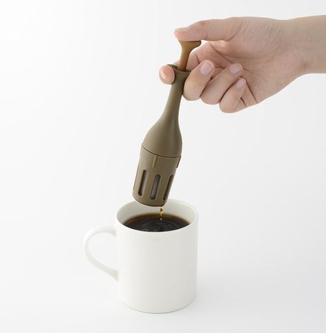 This handheld French press that makes cleanup a snap. | Can You Get Through This Post Without Spending $50? Camping Coffee Maker, Portable Coffee Maker, Coffee Tree, Cappuccino Machine, Best Coffee Maker, Coffee Press, Kindergarten Class, Camping Coffee, Coffee Brewer