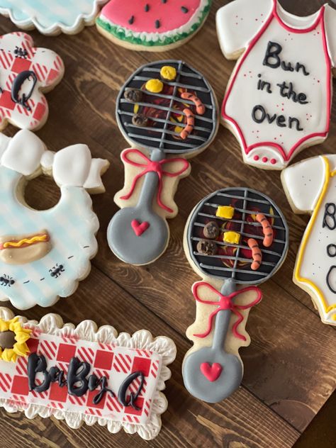 Babyque Cookies, Baby Q Cookies, Baby Q Shower Ideas, Bbq Cookies, Baby Shower Barbeque, Cookie Themes, Baby Bbq, Baby Q Shower, Gender Reveal Cookies