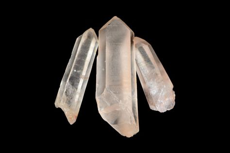 Crystal Points Meaning, Lemurian Quartz Crystal Meaning, Lemurian Quartz Meaning, Quartz Meaning, Universal Consciousness, Lemurian Crystal, Lemurian Quartz, Crystal Healer, Gemstone Meanings