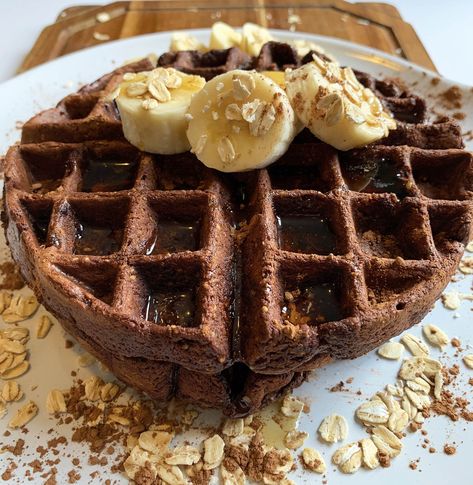 Oat Waffle Recipe, Banana Bread Waffle Recipe, Banana Oat Waffles, Brekkie Ideas, Oatmeal Protein Pancakes, Oat Waffles, Waffles Vegan, Oatmeal Protein, Oatmeal Waffles