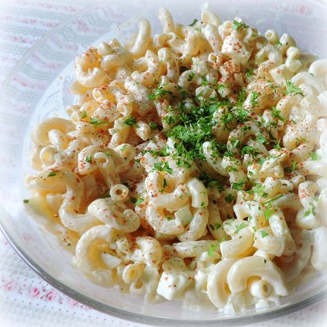 Basic Macaroni Salad Basic Macaroni Salad, Salad Cake, The English Kitchen, Summer Sides, How To Cook Burgers, English Kitchen, English Kitchens, Tossed Salad, Summer Salad Recipes