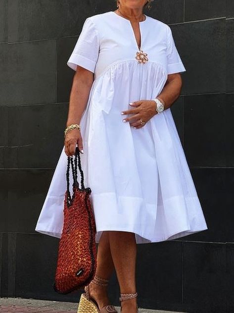 Linen Dresses Elegant, Linen Dress Outfit, Printed Linen Dress, Plain Midi Dress, Cute Maternity Dresses, Fashion Black And White, Shweshwe Dresses, Solid Midi Dress, Loose Midi Dress