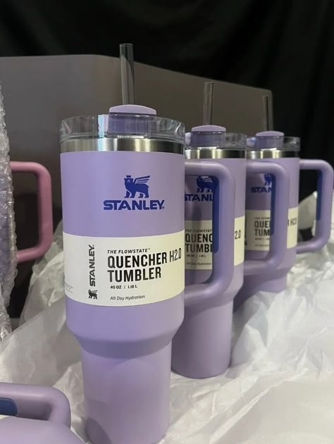 🌸 Introducing the ultimate travel companion for all your adventures - the Stanley Rare LAVENDER Exclusive Flowstate 30 and 40 oz Quencher H2.0 Travel Tumbler! 💜 Keep your drinks hot or cold for hours on end with its innovative Flowstate technology. ✨ Don't miss out on this limited edition tumbler, only available for $176.00! #Stanley #RareLavender #TravelTumb Purple Stanley, Bloxburg Food Decals, Cute Stanley, Starbucks Bottles, Stanley Water Bottle, Pink Stanley, Purple Cups, Trendy Water Bottles, Laser Engraved Gifts