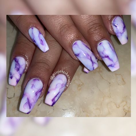 Elevate your style with 40 flawless marble nail designs! Trending elegance meets modern chic. Discover your perfect marble-inspired manicure today. Click the article link for more photos and inspiration like this // Photo Credit: Instagram @jessejaneshairsalon // #acrylicnails #acrylicnailsinspo #acrylicnailsstyles #bestnailstyles #gelnails #marblemanicure #marblenail #marblenaildesigns Lilac Marble Nails, Ocean Wave Nails, Neon Pink Nail Polish, Lilac Nails Design, Black Marble Nails, Sunflower Nail, Neon Pink Nails, Wave Nails, Nails Trending