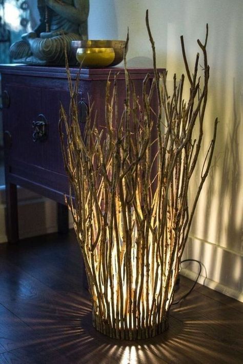 Diy Sculpture Ideas, Takken Decor, Diy Sculpture, Driftwood Art Diy, Driftwood Lamp, Diy Lampe, Dekor Diy, Sculpture Ideas, Driftwood Crafts