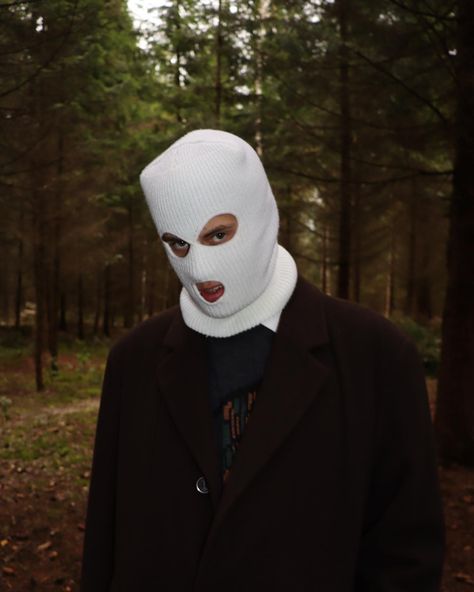 Ski Mask Photoshoot, Mask Forest, Mask Photoshoot, Forest Photoshoot, White Mask, Ski Mask, Post Ideas, Photography Inspo, Instagram Aesthetic