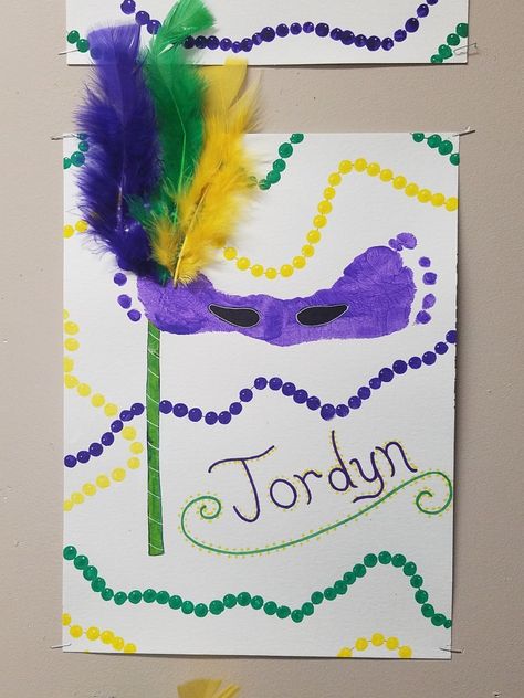 Mardi Gras Footprint Art, Mardi Gras Handprint Crafts, Mardi Gras Toddler Crafts, Mardi Gras Kids Crafts, Mardi Gras Preschool Activities, Mardi Gras Crafts For Kids Preschool, Mardi Gras Crafts For Toddlers, March Handprint, Mardi Gras Crafts For Kids