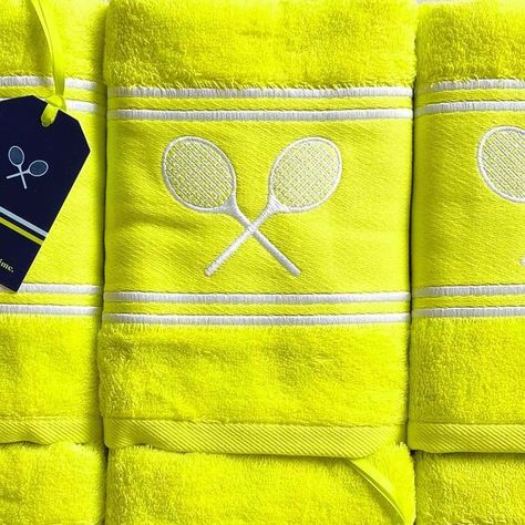 COURTGIRL® on Instagram: "“Fresh batch of gifts on the way to a team party…” Matchtime Towel {now} in tennissy yellow and more sporty gifts and accessories to love on courtgirl.com #courtgirl #tennistowel #teamgift #tennisparty #tenniswedding" Tennis Ideas, Tennis Core, Tennis Wedding, Tennis Towel, Tennis Aesthetic, Tennis Party, Tennis Outfits, Team Party, Tennis Gifts