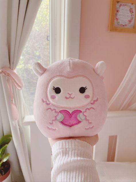 #squishmallows #plush Weird Squishmallows, Coquette Squishmallows, Squishmallows Cute, Cute Stuff Toys, Kawaii Squishmallow, Aesthetic Squishmallows, Squishmallows Aesthetic, Cute Squishmallows, Rare Squishmallows