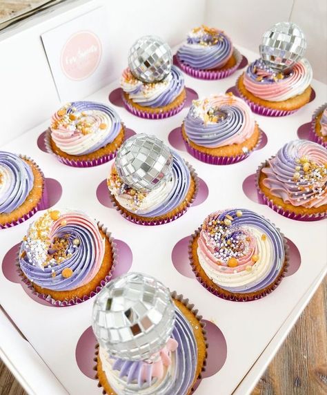 Dance Cupcakes Ideas, Taylor Swift Lover Party Food, Taylor Swift Birthday Cupcake Ideas, Pink Disco Cupcakes, Disco 10th Birthday Party, Purple Disco Party Theme, Disco Party Cupcakes, Iridescent Cupcakes, Disco Themed Cupcakes