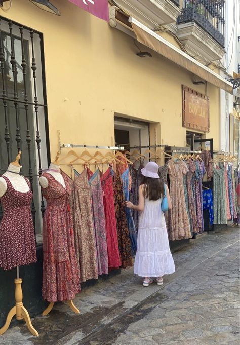 Seville Spain Aesthetic Outfit, Shopping In Spain, Malaga Spain Aesthetic Outfits, South Of Spain Aesthetic, Spain Trip Aesthetic, Spanish Holiday Aesthetic, Living In Spain Aesthetic, Seville Spain Aesthetic, Seville Spain Outfits