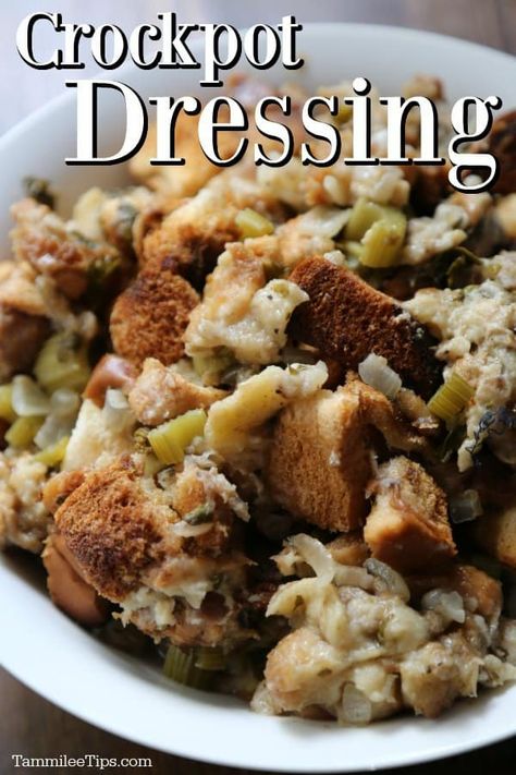 Easy and Delicious Slow Cooker Crock Pot Thanksgiving Stuffing Recipe, great comfort food and it makes your meal planning so easy Crock Pot Stuffing, Holiday Crockpot, Crockpot Dressing, Stuffing Recipes Crockpot, Crockpot Stuffing, Thanksgiving Meal Plan, Stuffing Thanksgiving, Homemade Stuffing, Stuffing Recipes For Thanksgiving