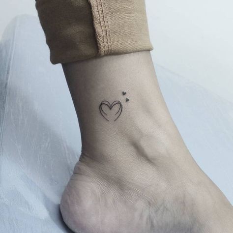 Tattoo On Foot, Tiny Heart Tattoos, Tiny Wrist Tattoos, Small Heart Tattoos, Mommy Tattoos, Meaningful Tattoos For Women, Tasteful Tattoos, Inspiration Tattoos, Delicate Tattoo