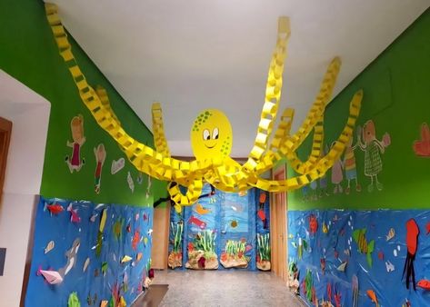 Vbs Ocean Theme, Easter Hairstyle, Under The Sea Crafts, Under The Sea Decorations, Ocean Theme Classroom, Ocean Birthday Party, Ocean Birthday, Underwater Theme, Sea Decor