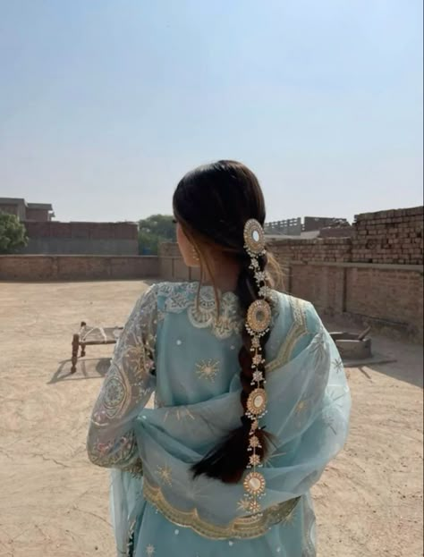 Pakistan Aesthetic, Desi Pinterest, Brown Girl Aesthetic, Desi Jewellery, Desi Things, Desi Dress, Desi Vibes, Desi Love, Desi Aesthetics