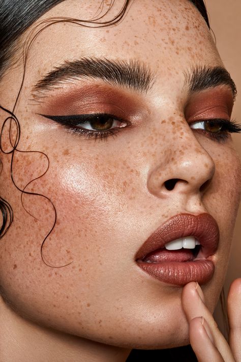 Aesthetic Eye Makeup, Editorial Make-up, Beauty Fotografie, Aesthetic Eye, Maquillage On Fleek, Beauty Makeup Photography, Eye Makeup Pictures, Photographie Portrait Inspiration, Photoshoot Makeup