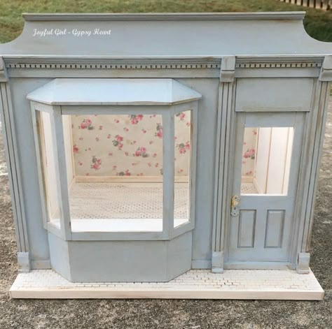 Dolls House Shop, Storefront Design, City Layout, Doll House Plans, Mini Doll House, Doll House Crafts, Doll Diy Crafts, Miniature Rooms, Miniature Houses