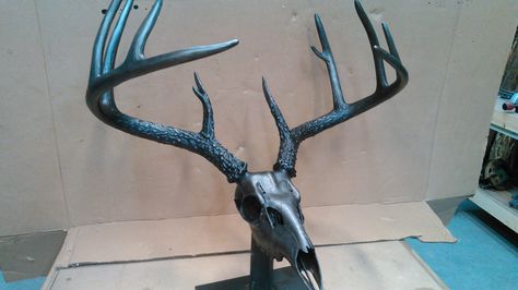 Deer skull fabricated from mild steel by Dennis Lambert. Welded Deer Skull, Metal Deer Skull, Metal Animals, Fantasy Wire, Deer Sculpture, Metal Fab, Antler Art, Scrap Art, Welding Art Projects