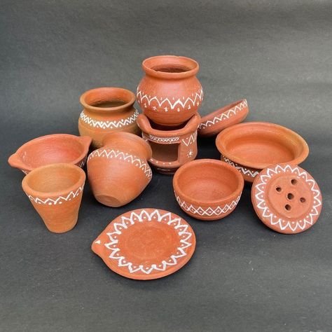 Ashuuu Clay Kitchen Set, Miniature Clay Pots, Clay Cooking Pots, Clay Kitchen, Clay Toys, Miniature Cooking, Medium Kitchen, Kitchen Sets For Kids, Fairy House Crafts